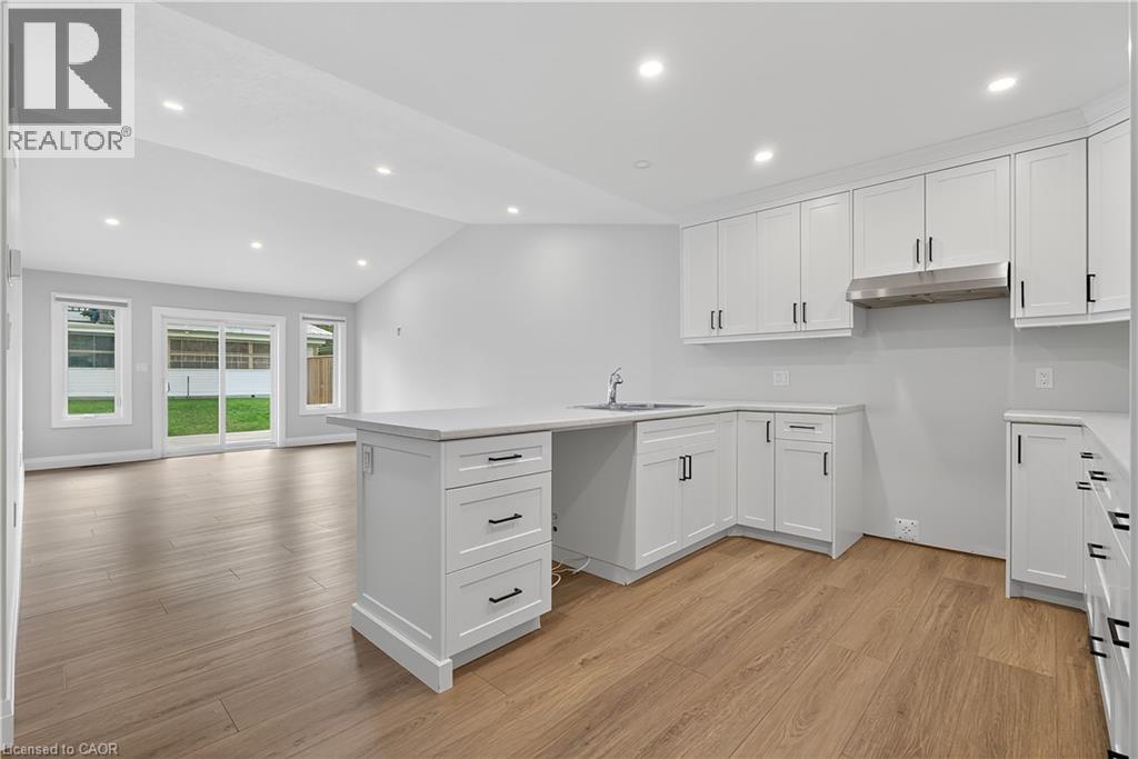 166 Webb Street, Harriston, Ontario  N0G 1Z0 - Photo 16 - 40770474