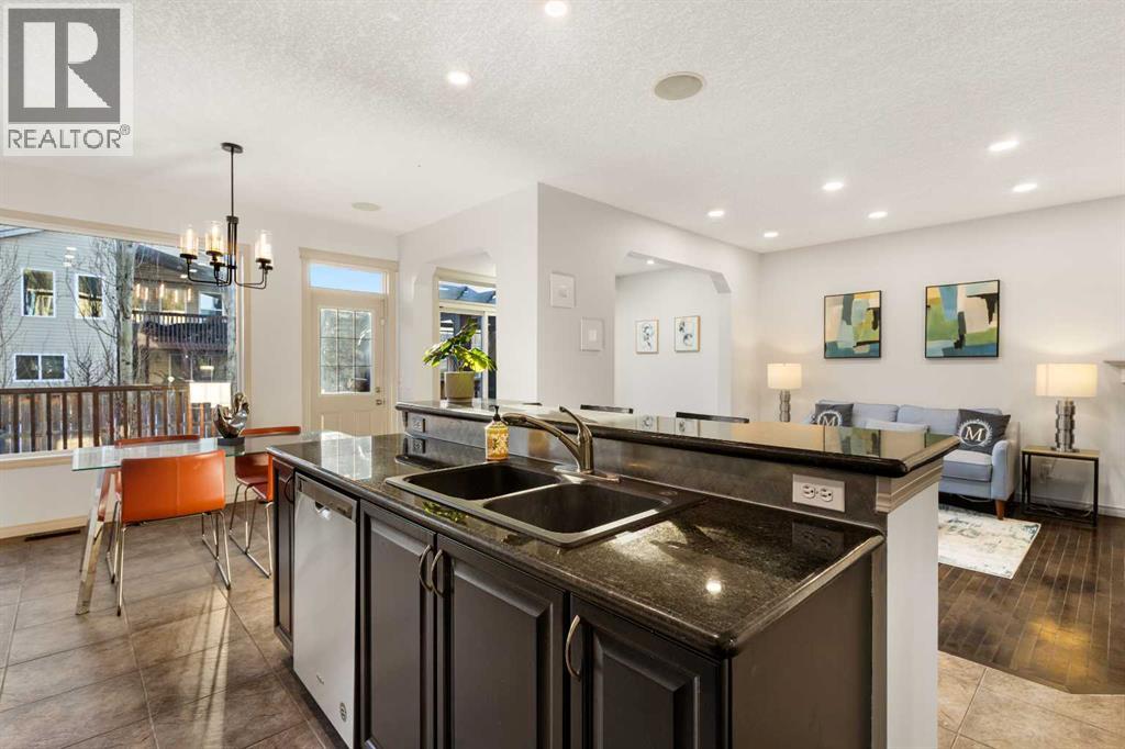 21 Panamount Row Nw, Calgary, Alberta  T3K 0C6 - Photo 11 - A2275676