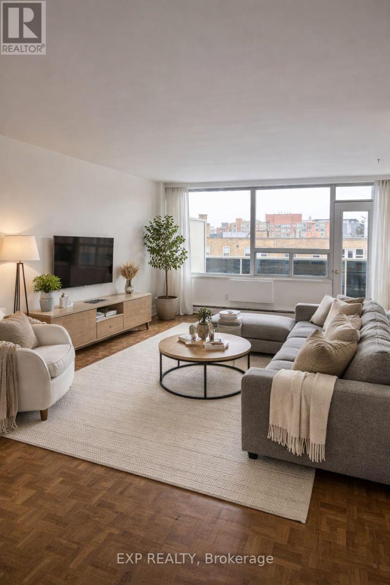 711 - 650 Briar Hill Avenue, Toronto, Ontario  M5N 1N3 - Photo 5 - C12654122