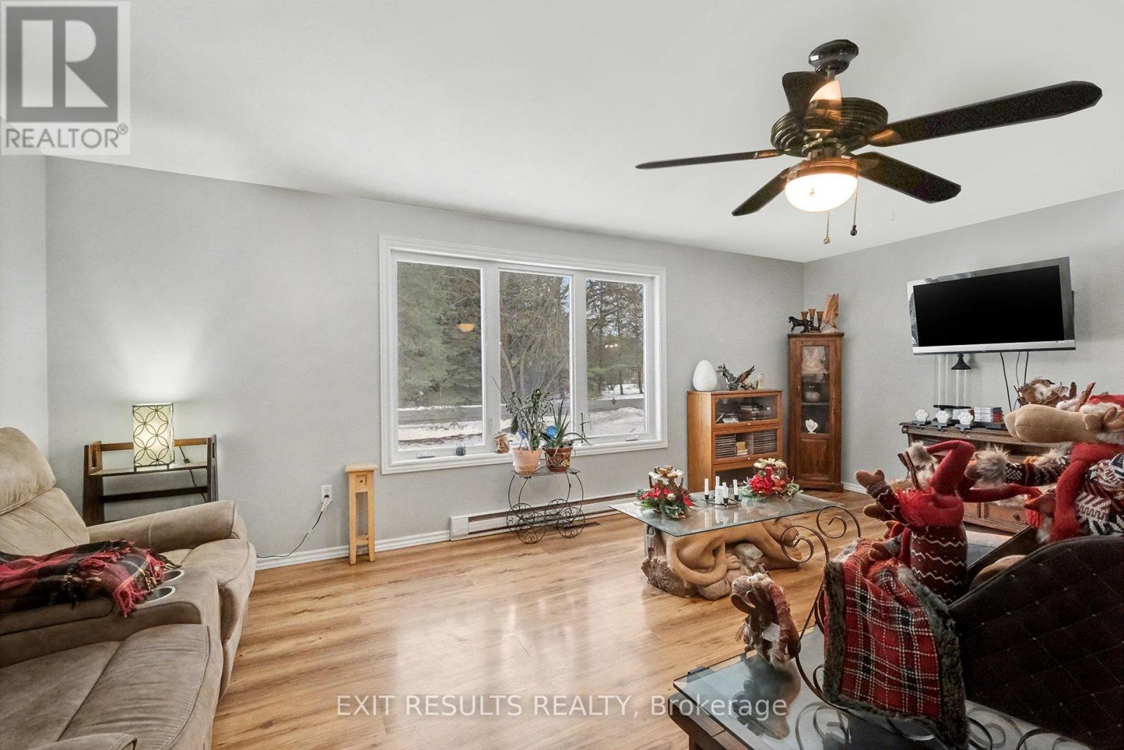 21111 Concession 8 Road, South Glengarry, Ontario  K0C 1L0 - Photo 8 - X12655004