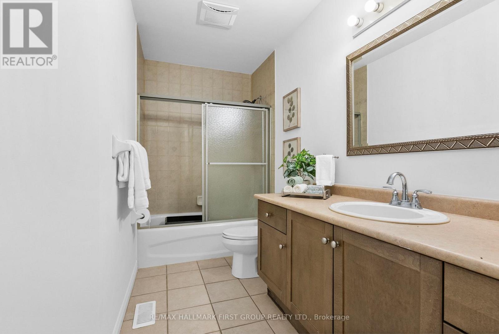 574 Clearsky Avenue, Oshawa, Ontario  L1K 2P7 - Photo 16 - E12655002