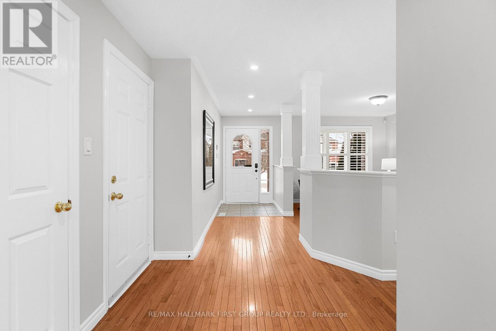 574 Clearsky Avenue, Oshawa, Ontario  L1K 2P7 - Photo 2 - E12655002