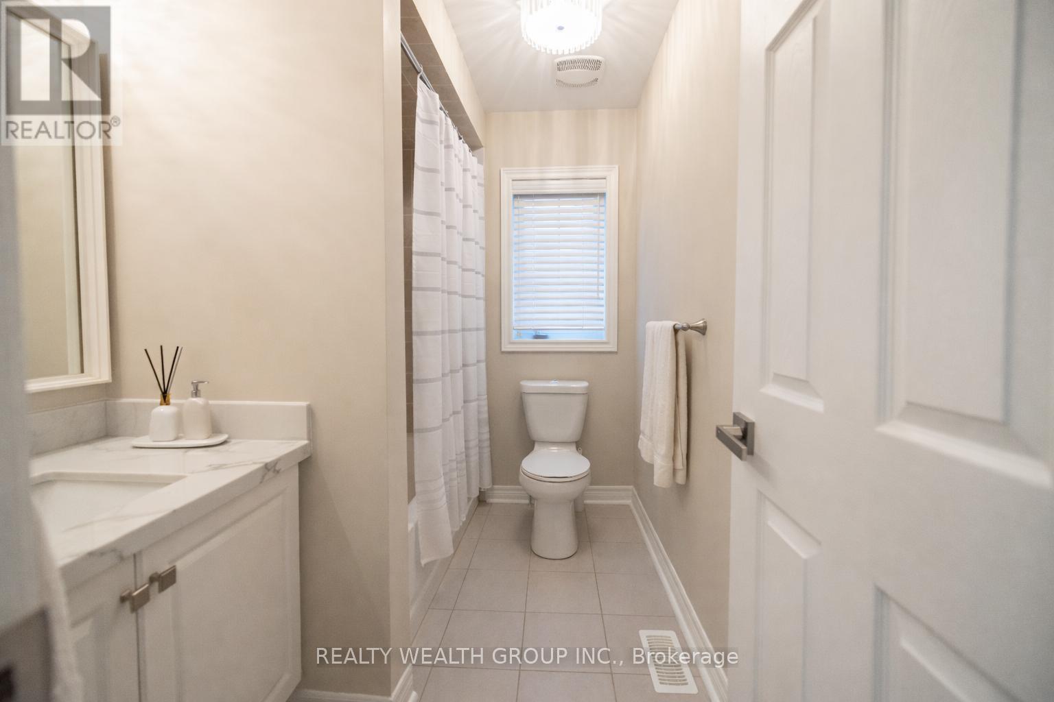 32 Rock Elm Court, Vaughan, Ontario L6A 4C2 - Photo 21 - N12655000