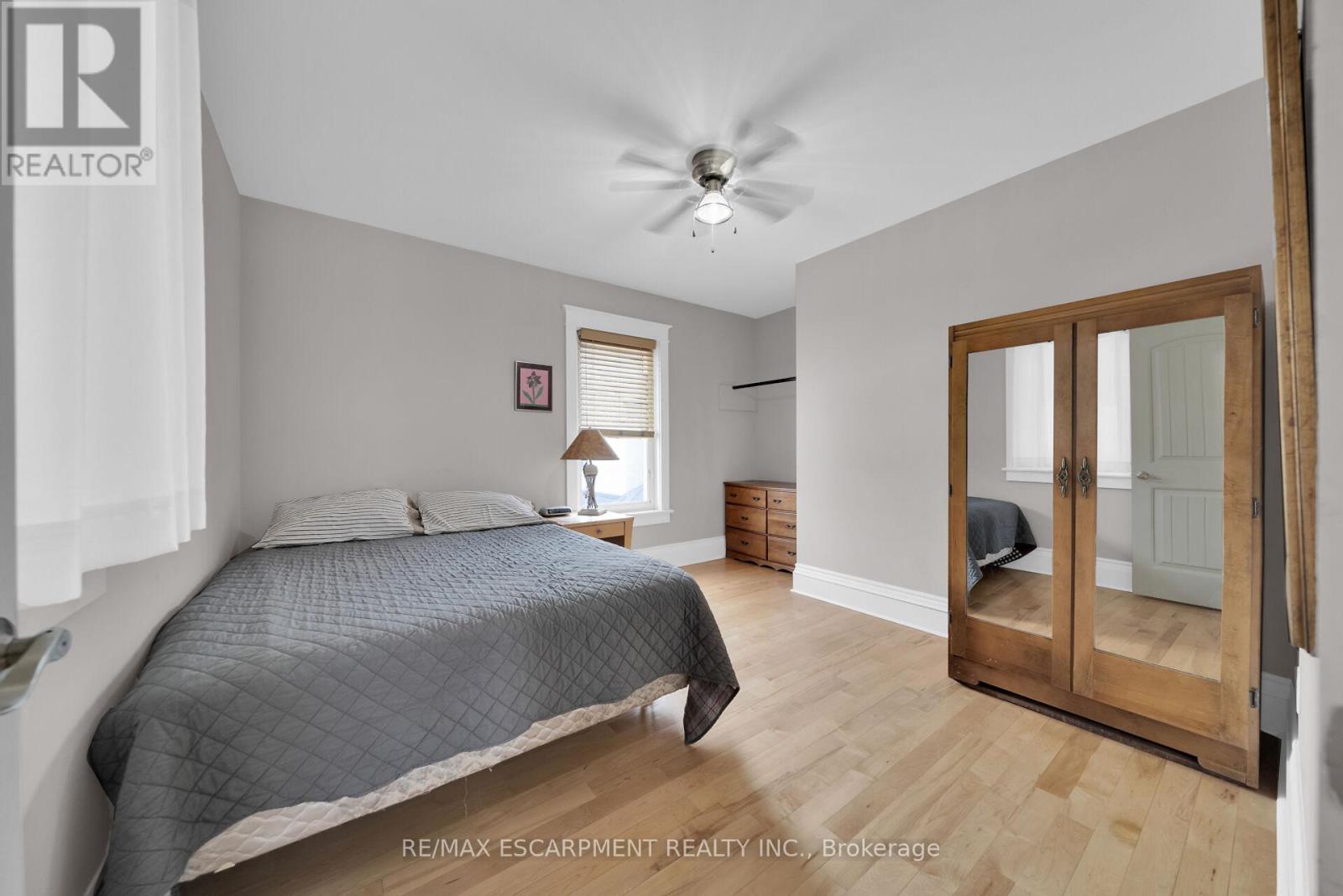 550 Beach Boulevard, Hamilton, Ontario  L8H 6X3 - Photo 31 - X12654986