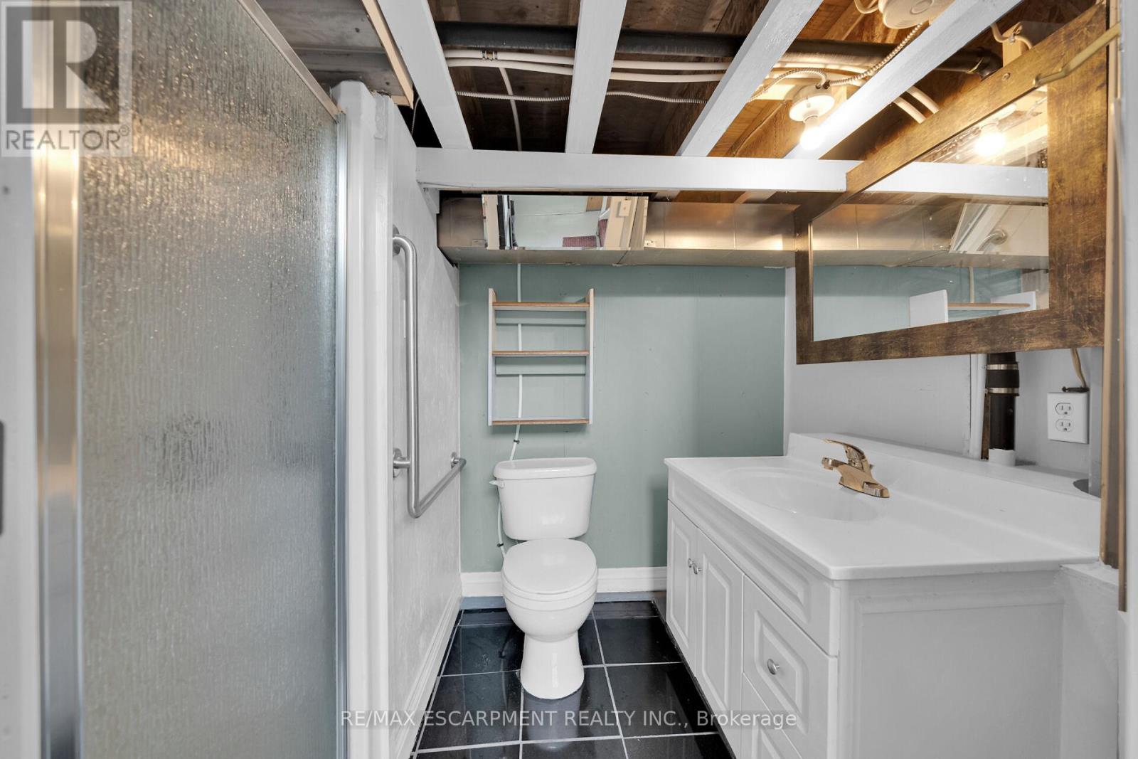 550 Beach Boulevard, Hamilton, Ontario  L8H 6X3 - Photo 34 - X12654986