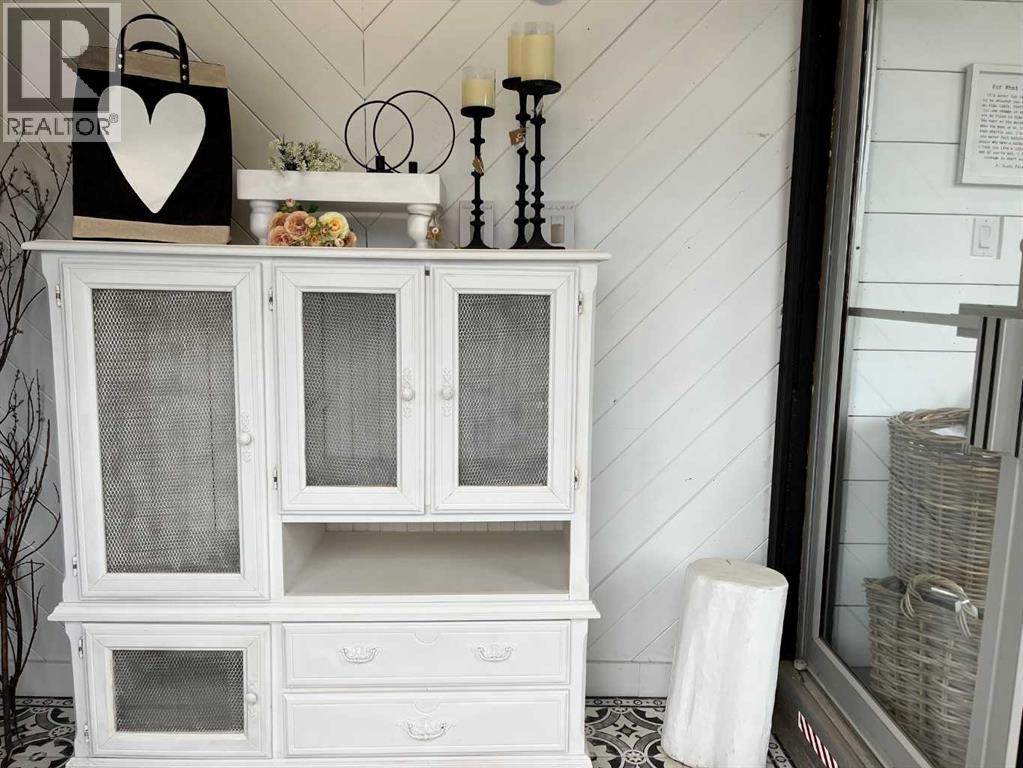 114 Centre Street N, Sundre, Alberta  T0M 1X0 - Photo 5 - A2236276