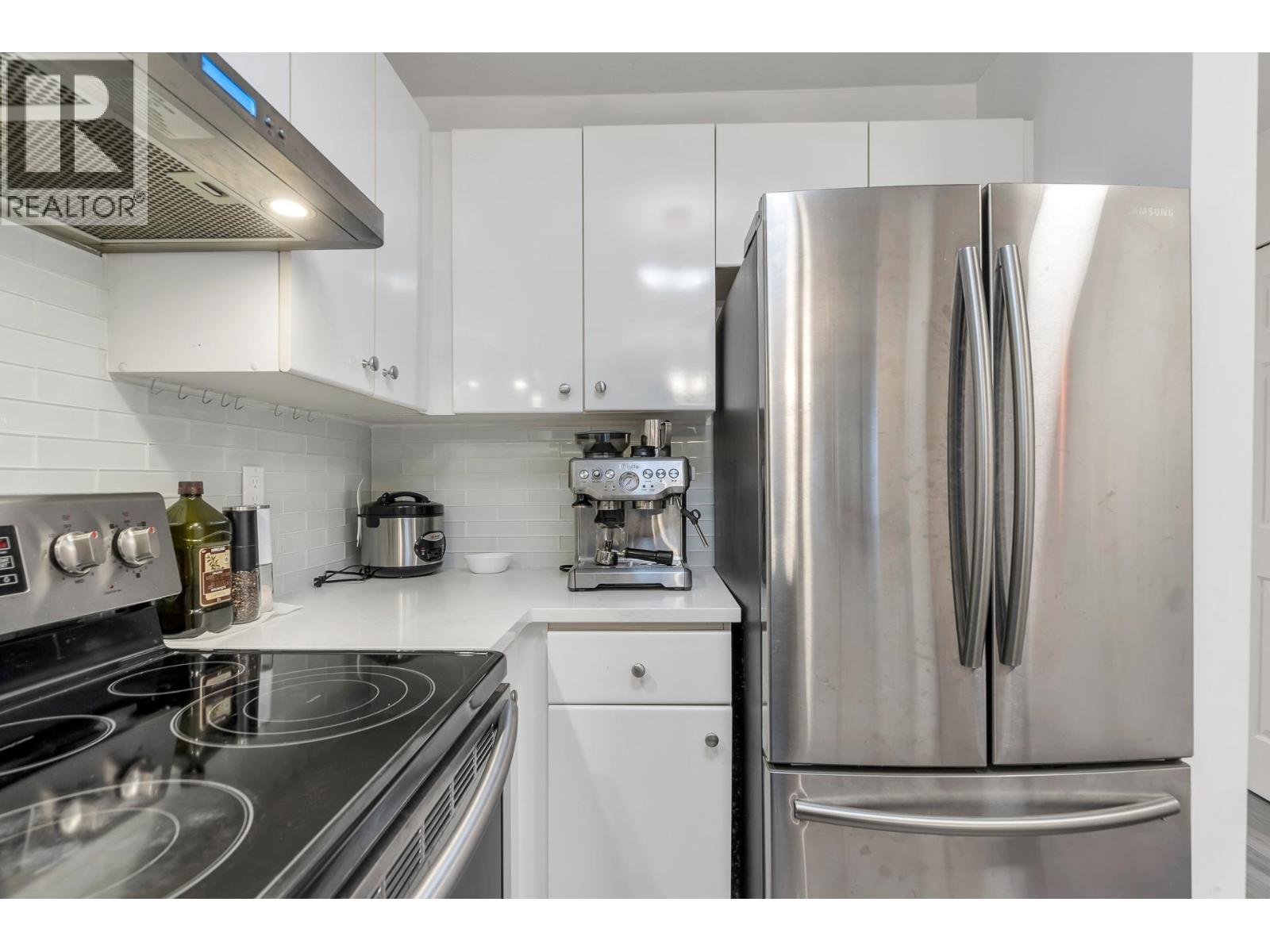 Listing Picture 7 of 26 : 203 8611 GENERAL CURRIE ROAD, Richmond / 烈治文 - 魯藝地產 Yvonne Lu Group - MLS Medallion Club Member