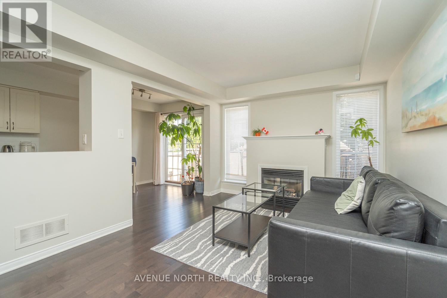 103 Osnabrook Private, Ottawa, Ontario  K2J 0G7 - Photo 6 - X12655014