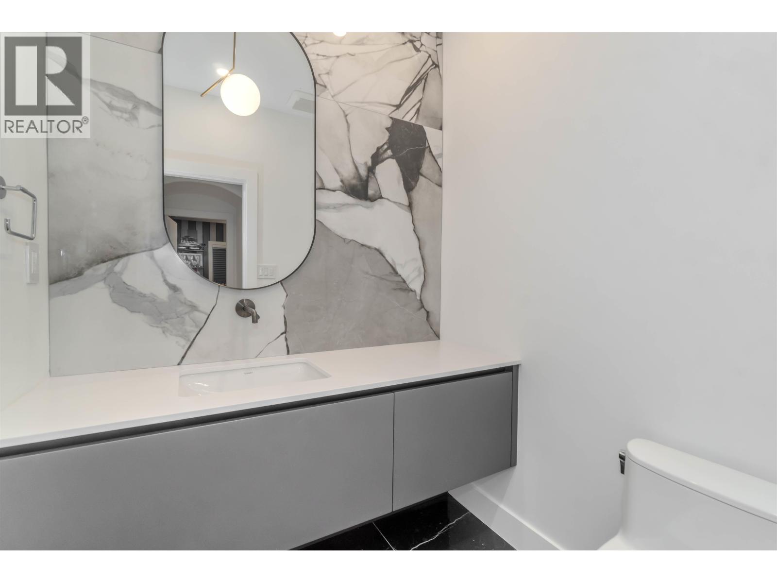 5651 Walton Road, Richmond, British Columbia  V7C 2L8 - Photo 36 - R3075252