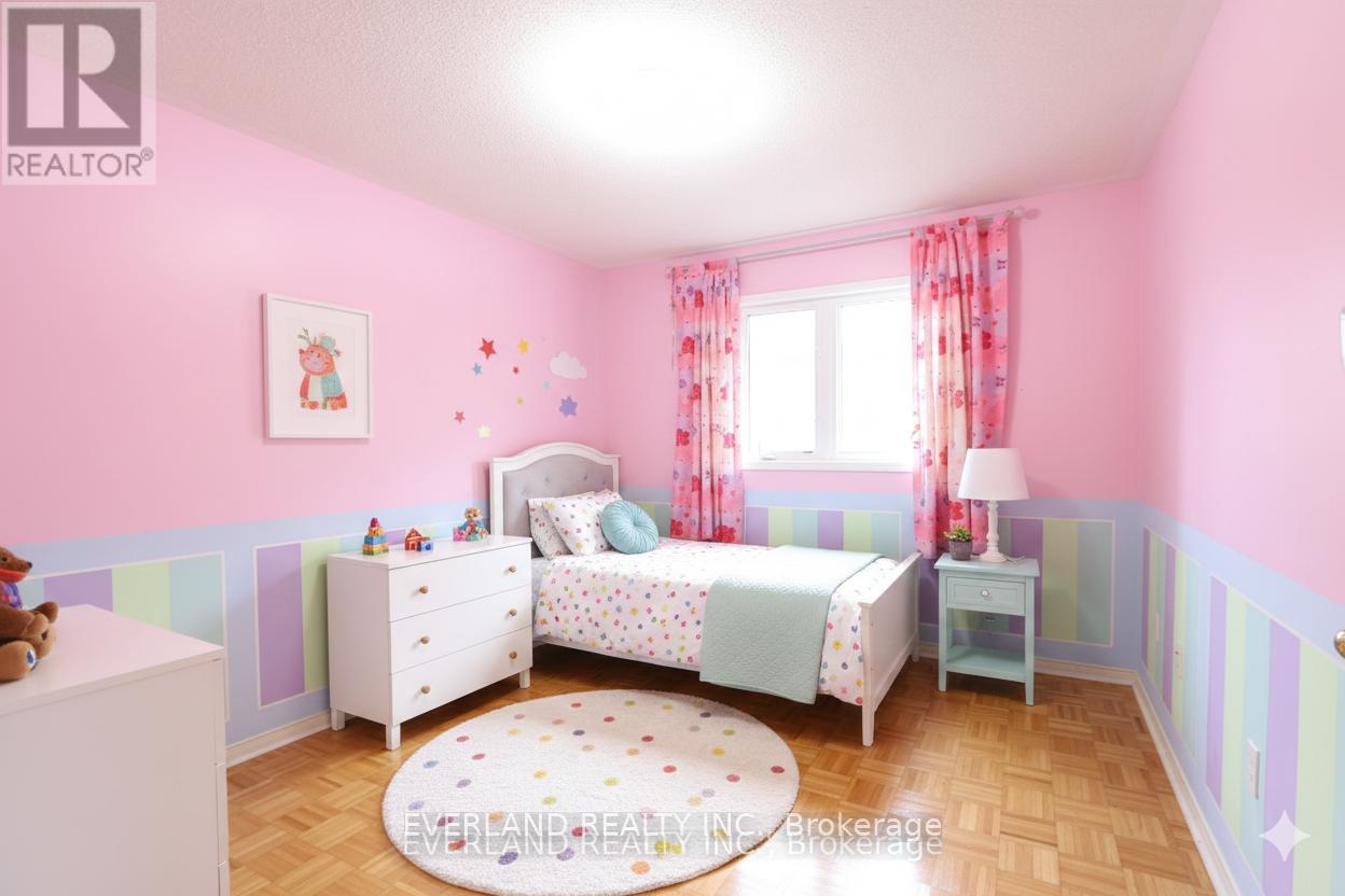 Upper - 49 Falling River Drive, Richmond Hill, Ontario  L4S 2R1 - Photo 10 - N12655024