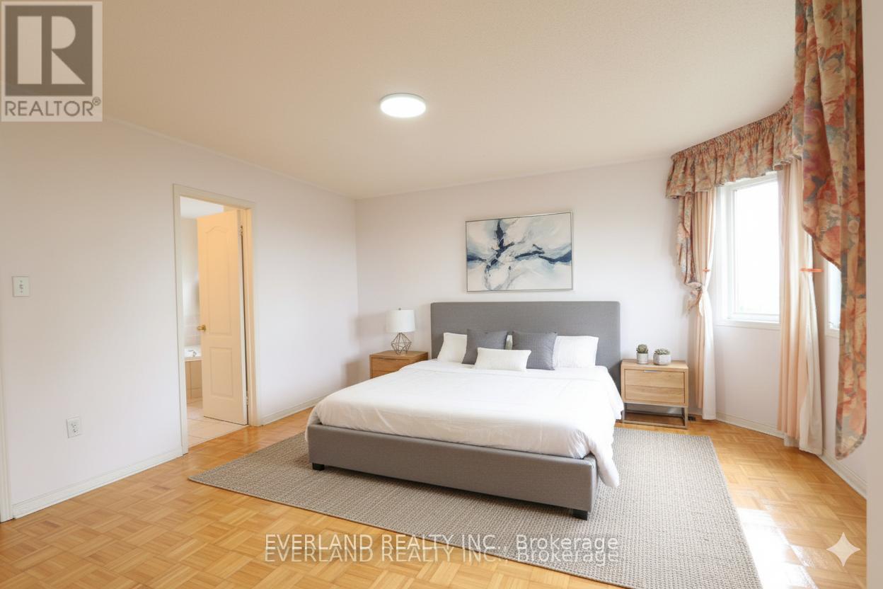 Upper - 49 Falling River Drive, Richmond Hill, Ontario  L4S 2R1 - Photo 11 - N12655024