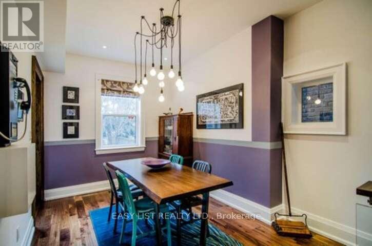 76 Dunn Avenue, Toronto, Ontario  M6K 2R6 - Photo 11 - W12655006