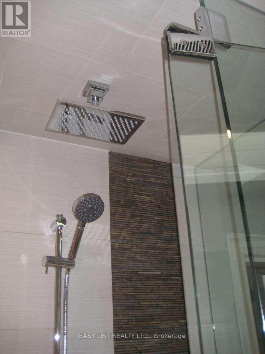 76 Dunn Avenue, Toronto, Ontario  M6K 2R6 - Photo 21 - W12655006