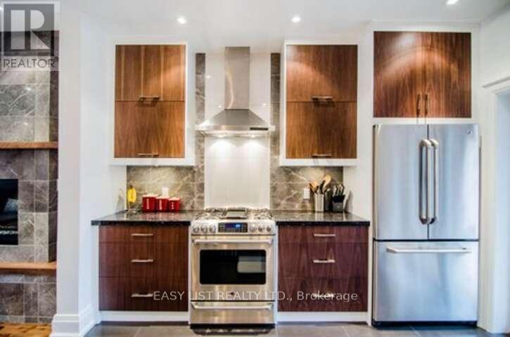 76 Dunn Avenue, Toronto, Ontario  M6K 2R6 - Photo 7 - W12655006