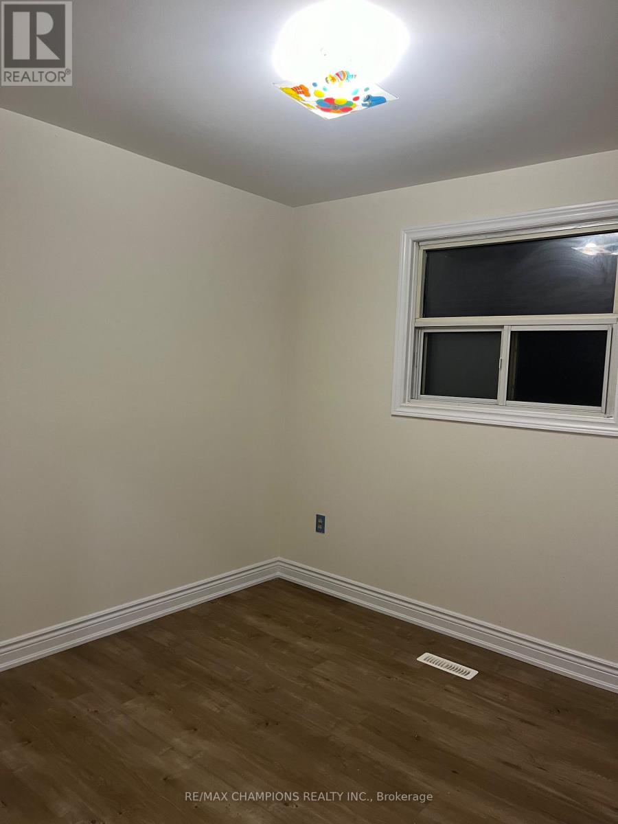 249 Centre Street N, Brampton, Ontario  L6V 2R3 - Photo 27 - W12655020