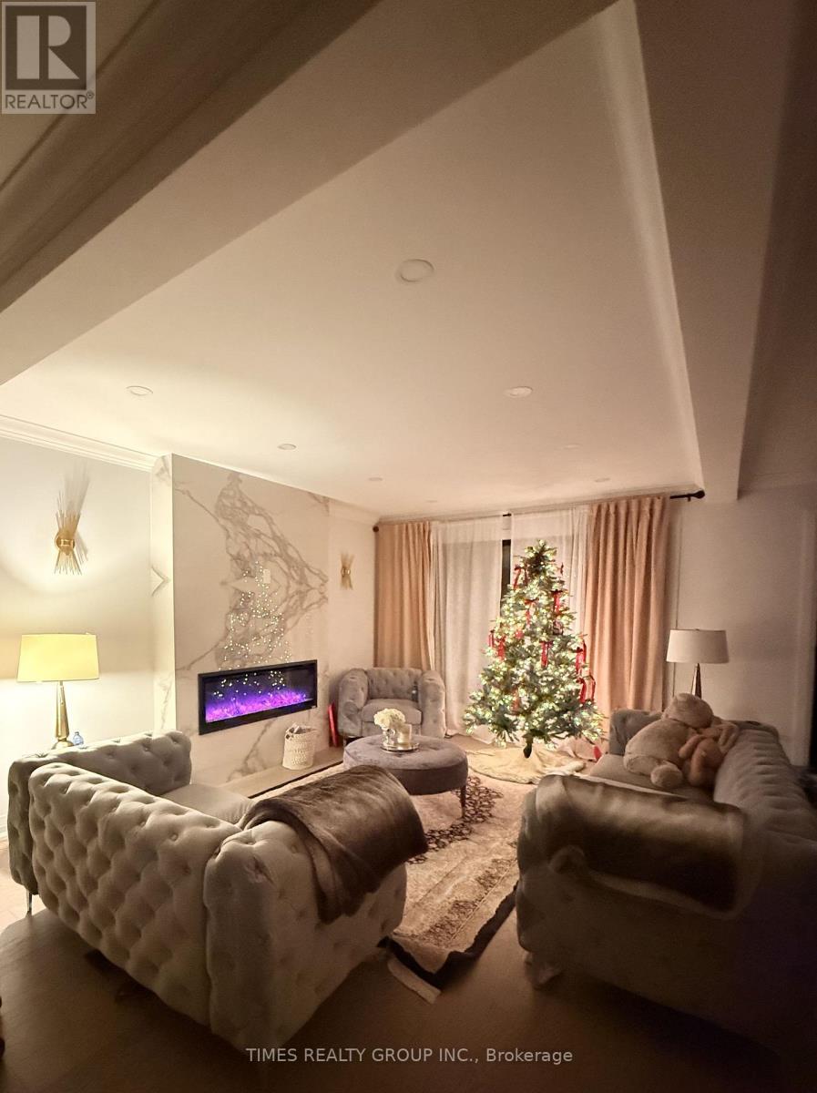 10 Dominion Road, Toronto, Ontario  M8W 1J1 - Photo 14 - W12655022