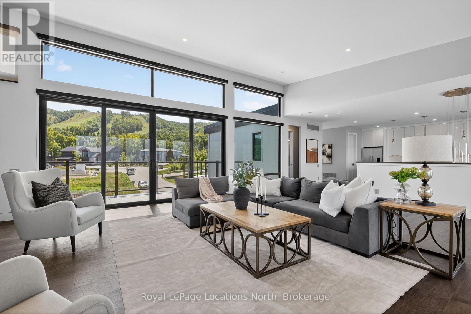 116 Courchevel Crescent, Blue Mountains, Ontario  L9Y 0V4 - Photo 11 - X12655050