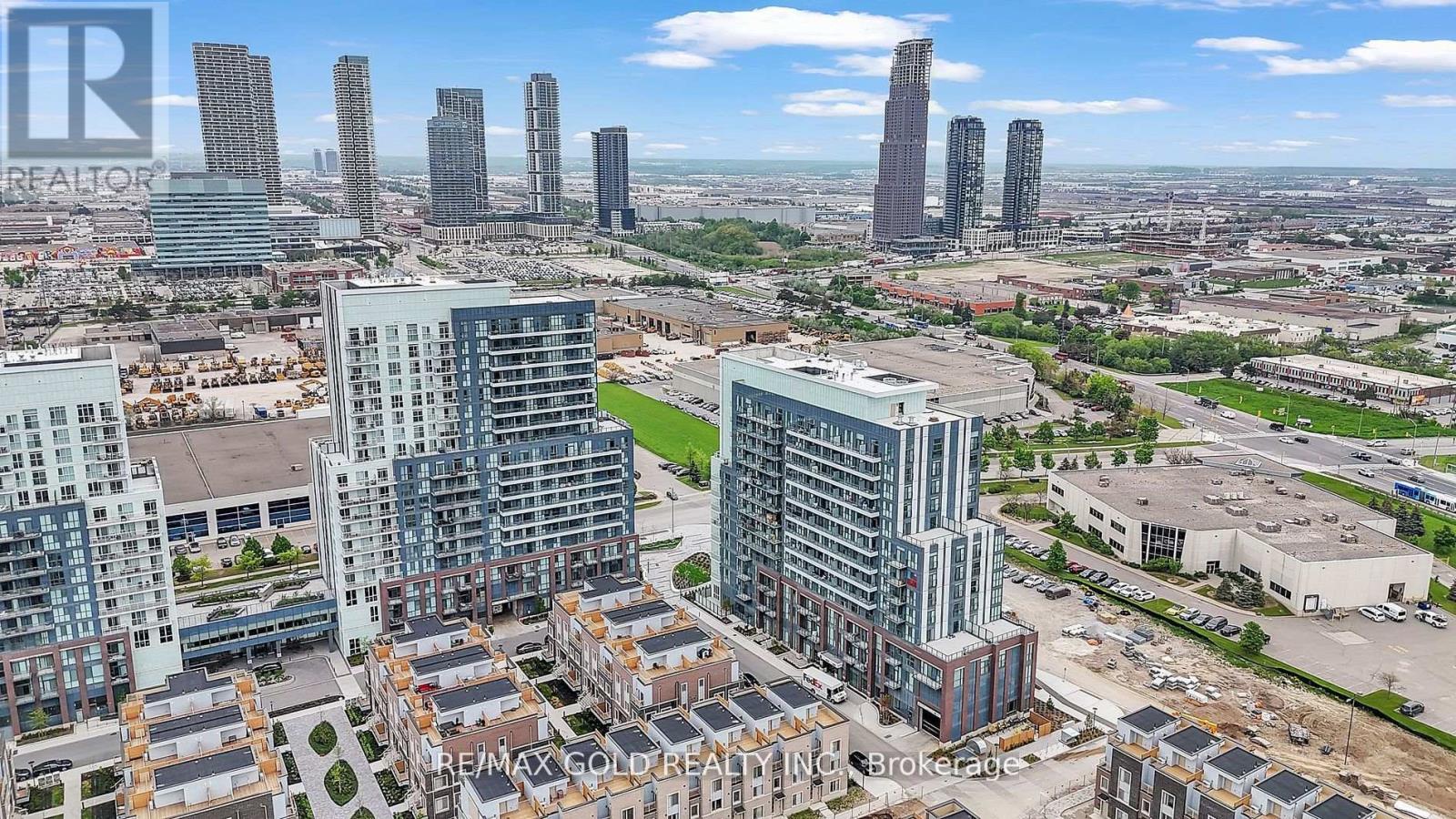 1116 - 60 HONEYCRISP CRESCENT, Vaughan, Ontario