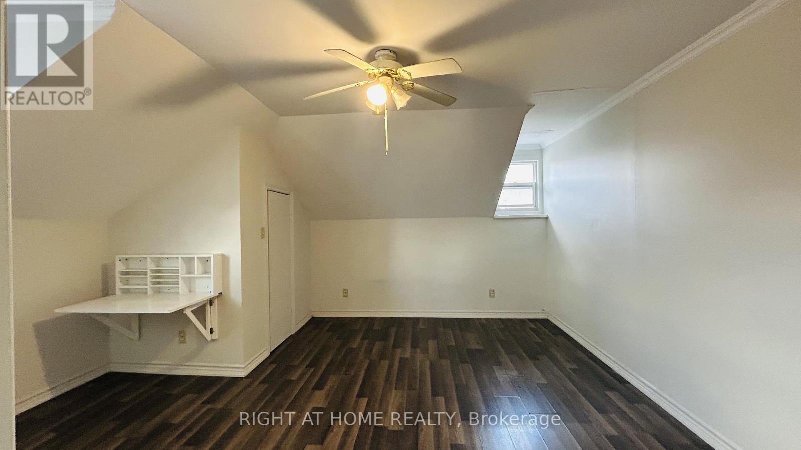 3 - 60 LONG BRANCH AVENUE, Toronto, Ontario