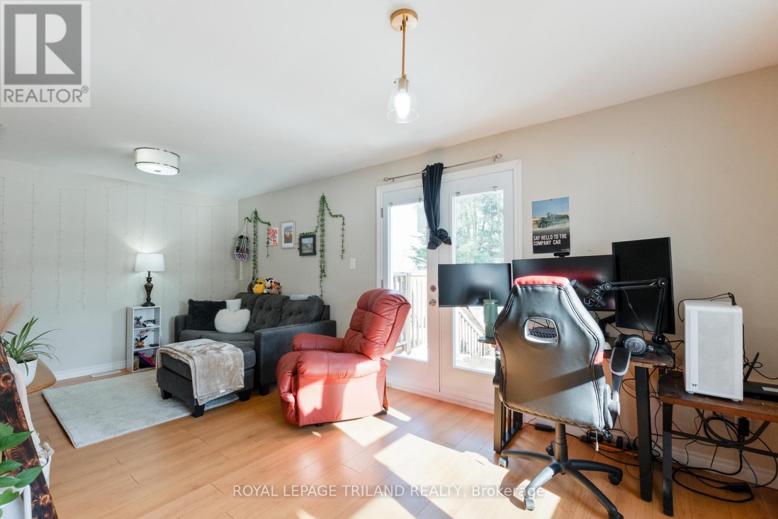 9664 Belmont Road, Central Elgin, Ontario  N5P 3S7 - Photo 5 - X12533188