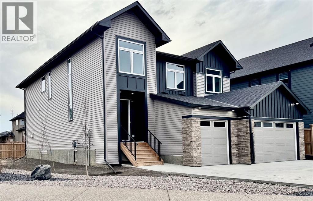 37 North Bridges Bay Sw, Langdon, Alberta  T0J 1X3 - Photo 1 - A2248184