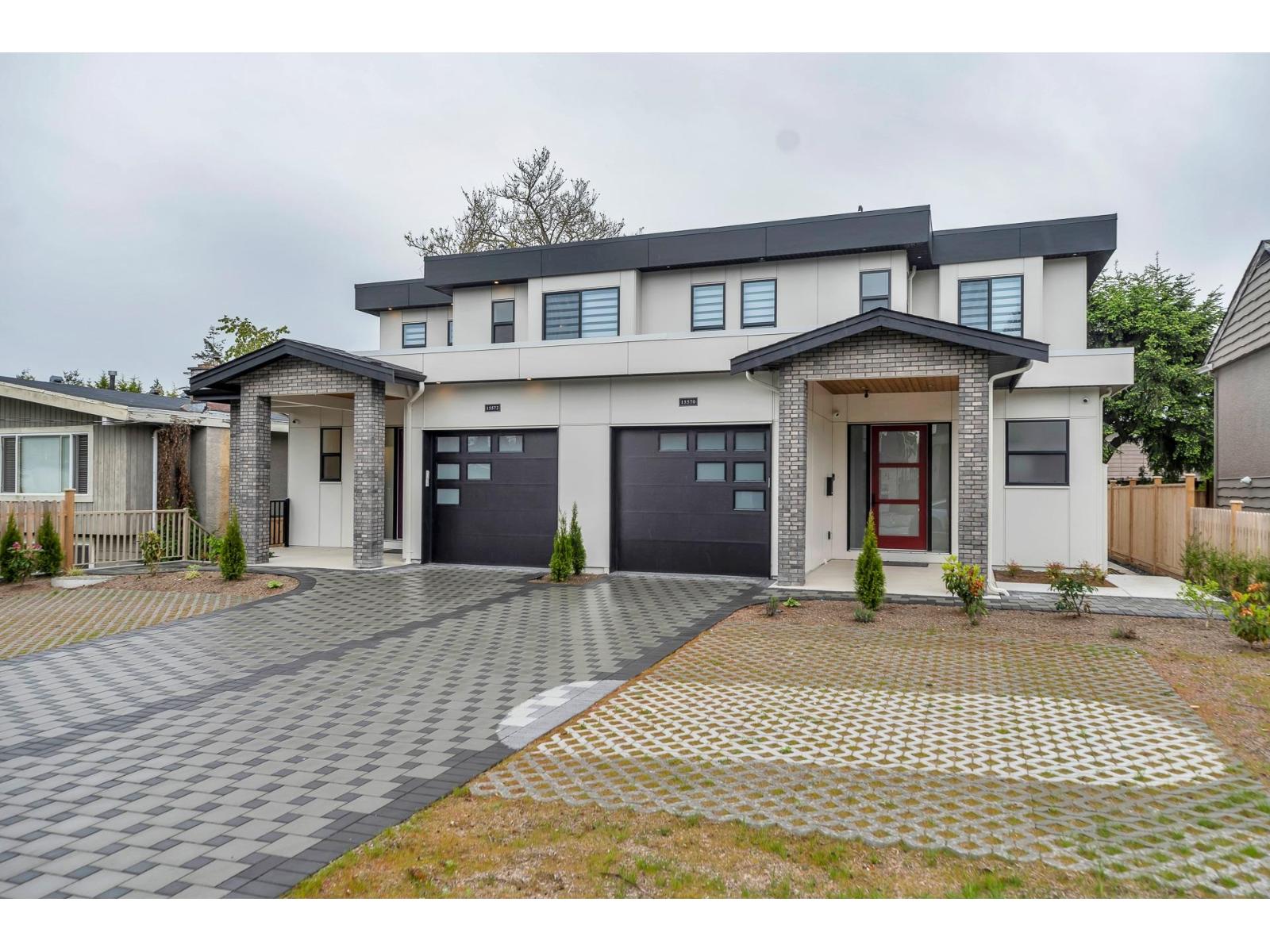 Listing Picture 40 of 40 : 15570 OXENHAM AVENUE, White Rock - 魯藝地產 Yvonne Lu Group - MLS Medallion Club Member
