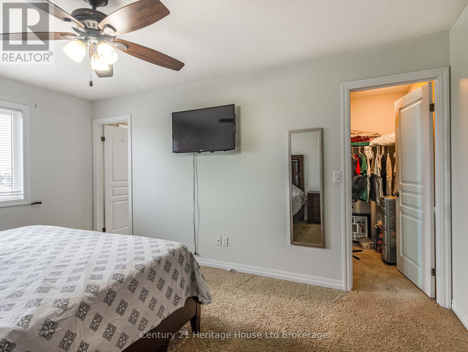 702 Frontenac Crescent, Woodstock, Ontario  N4V 0B1 - Photo 22 - X12492530