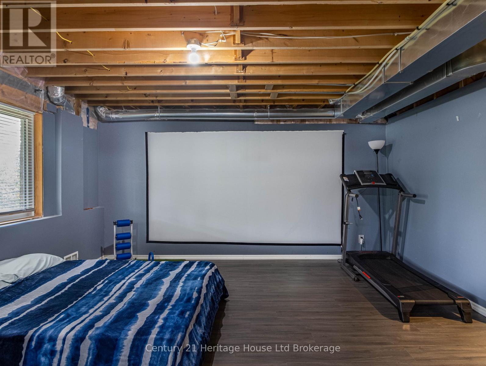 702 Frontenac Crescent, Woodstock, Ontario  N4V 0B1 - Photo 27 - X12492530