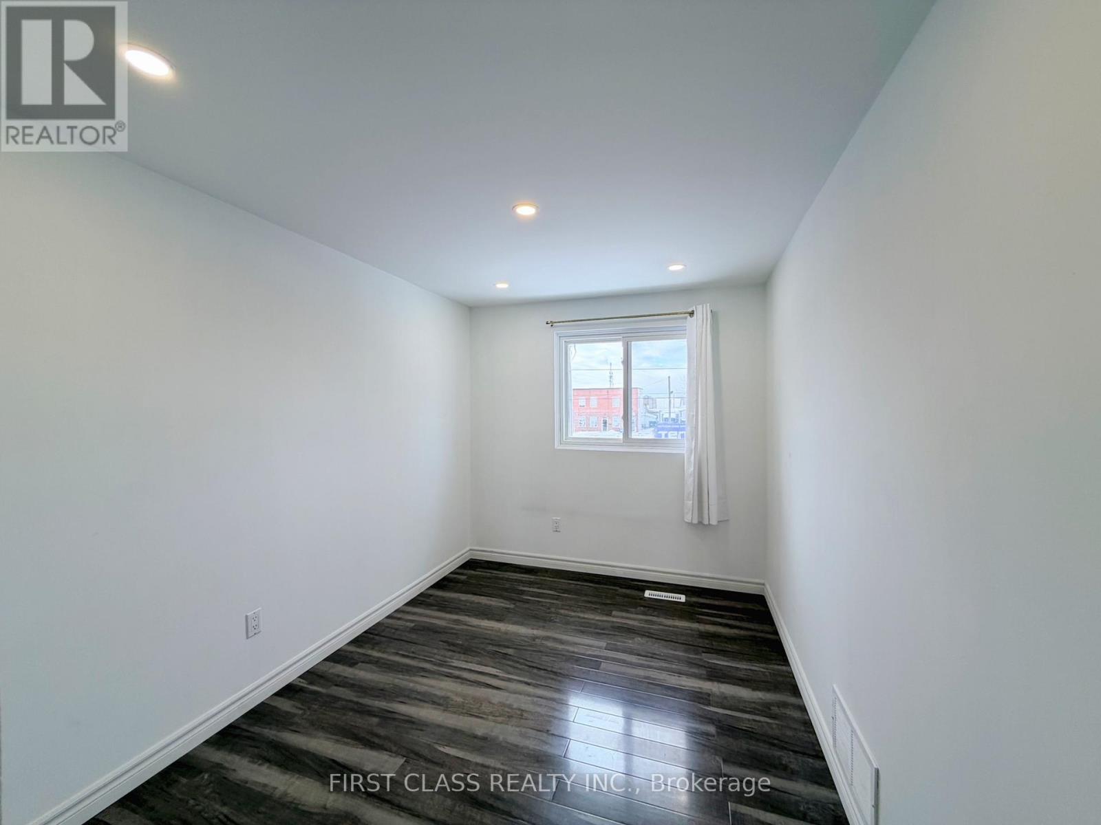 62 Truro Crescent, Toronto, Ontario  M1V 2H8 - Photo 12 - E12655078