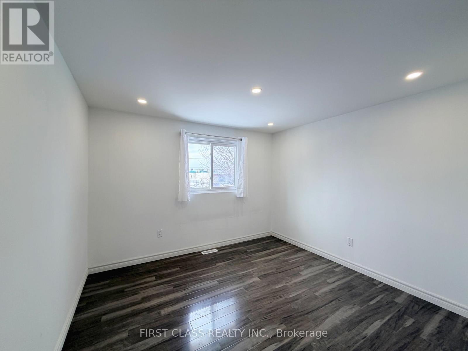 62 Truro Crescent, Toronto, Ontario  M1V 2H8 - Photo 13 - E12655078