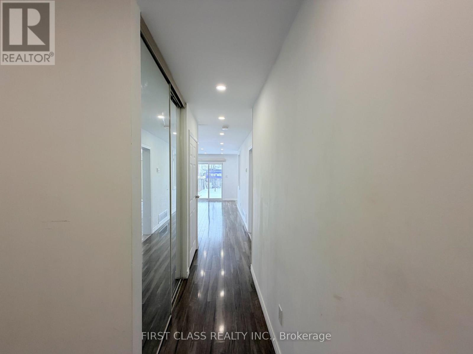 62 Truro Crescent, Toronto, Ontario  M1V 2H8 - Photo 3 - E12655078