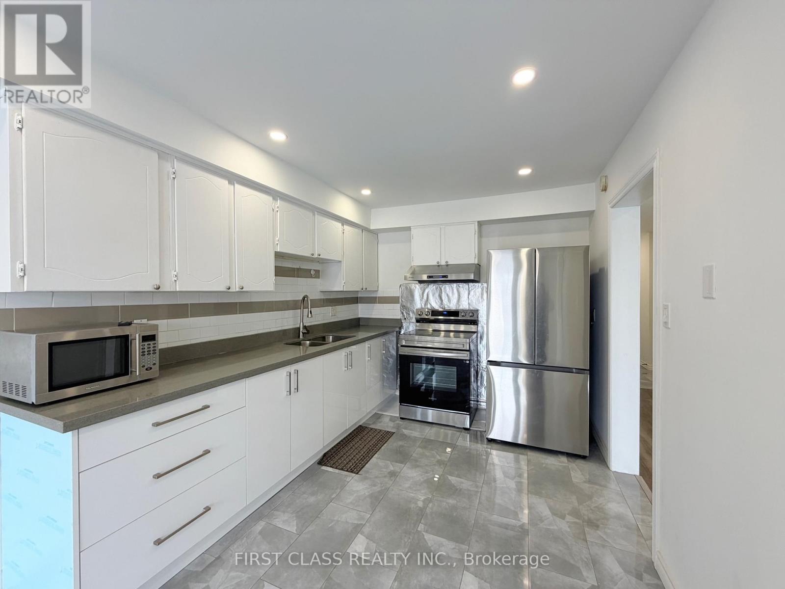 62 Truro Crescent, Toronto, Ontario  M1V 2H8 - Photo 9 - E12655078