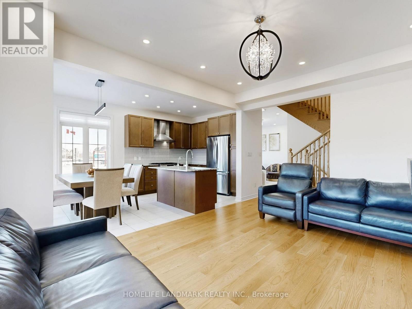 1080 Azalea Avenue, Pickering, Ontario  L1X 0G6 - Photo 10 - E12655090