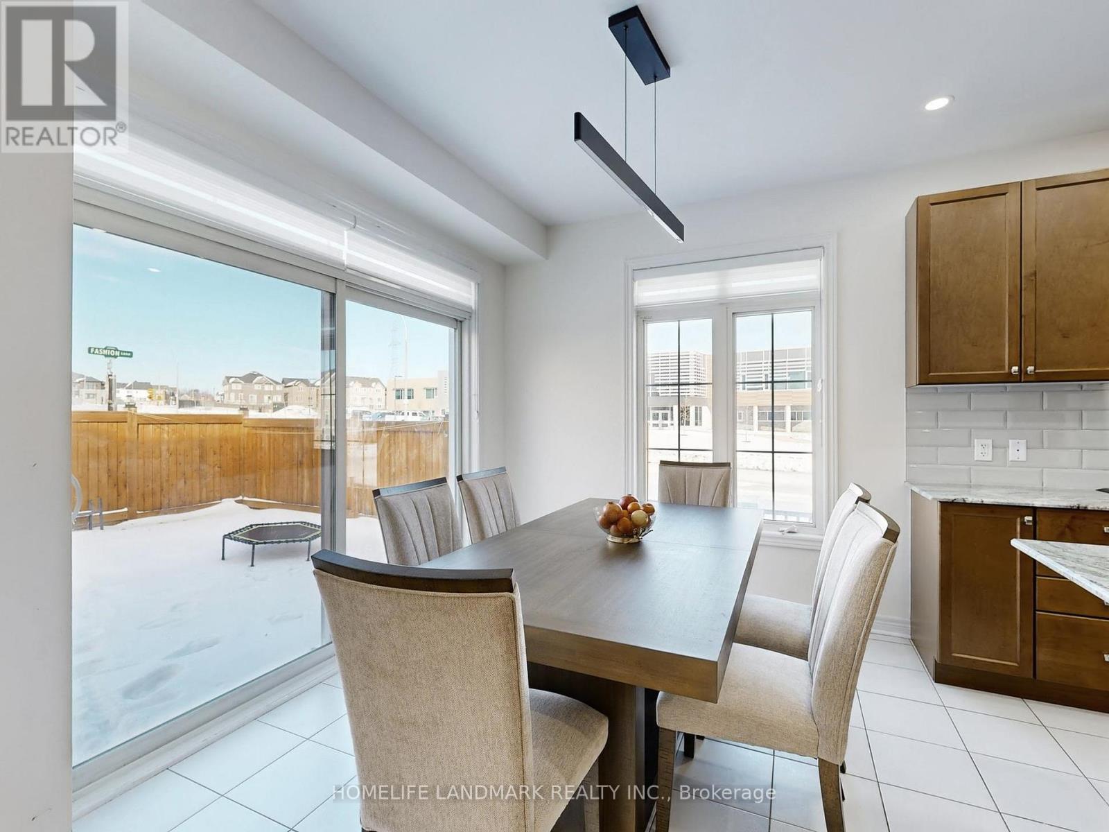 1080 Azalea Avenue, Pickering, Ontario  L1X 0G6 - Photo 13 - E12655090