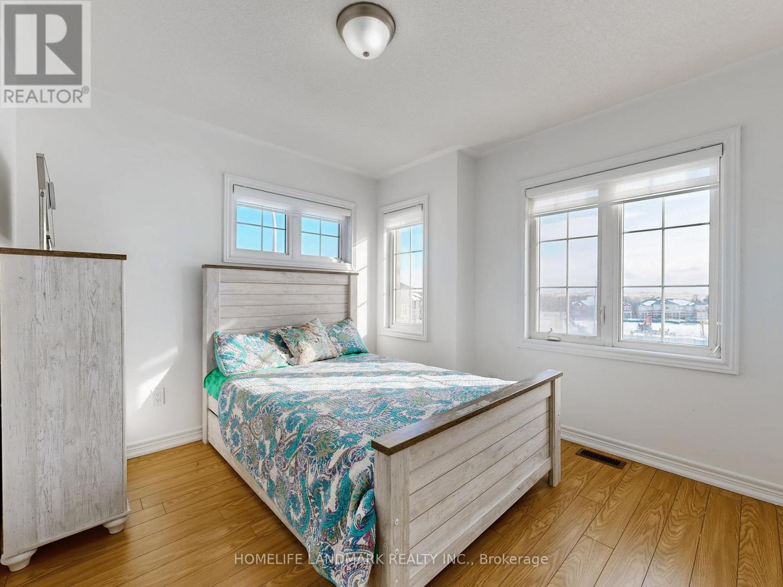 1080 Azalea Avenue, Pickering, Ontario  L1X 0G6 - Photo 22 - E12655090