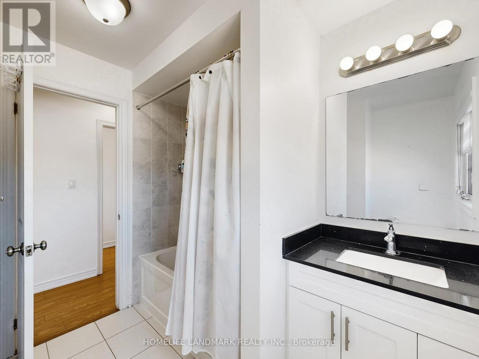 1080 Azalea Avenue, Pickering, Ontario  L1X 0G6 - Photo 24 - E12655090