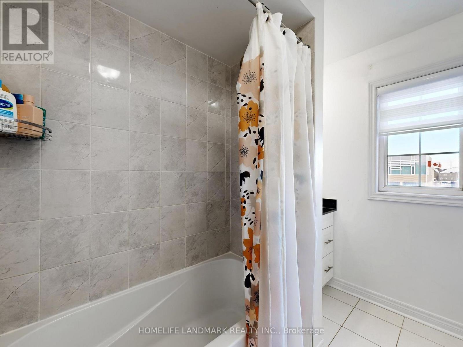 1080 Azalea Avenue, Pickering, Ontario  L1X 0G6 - Photo 25 - E12655090