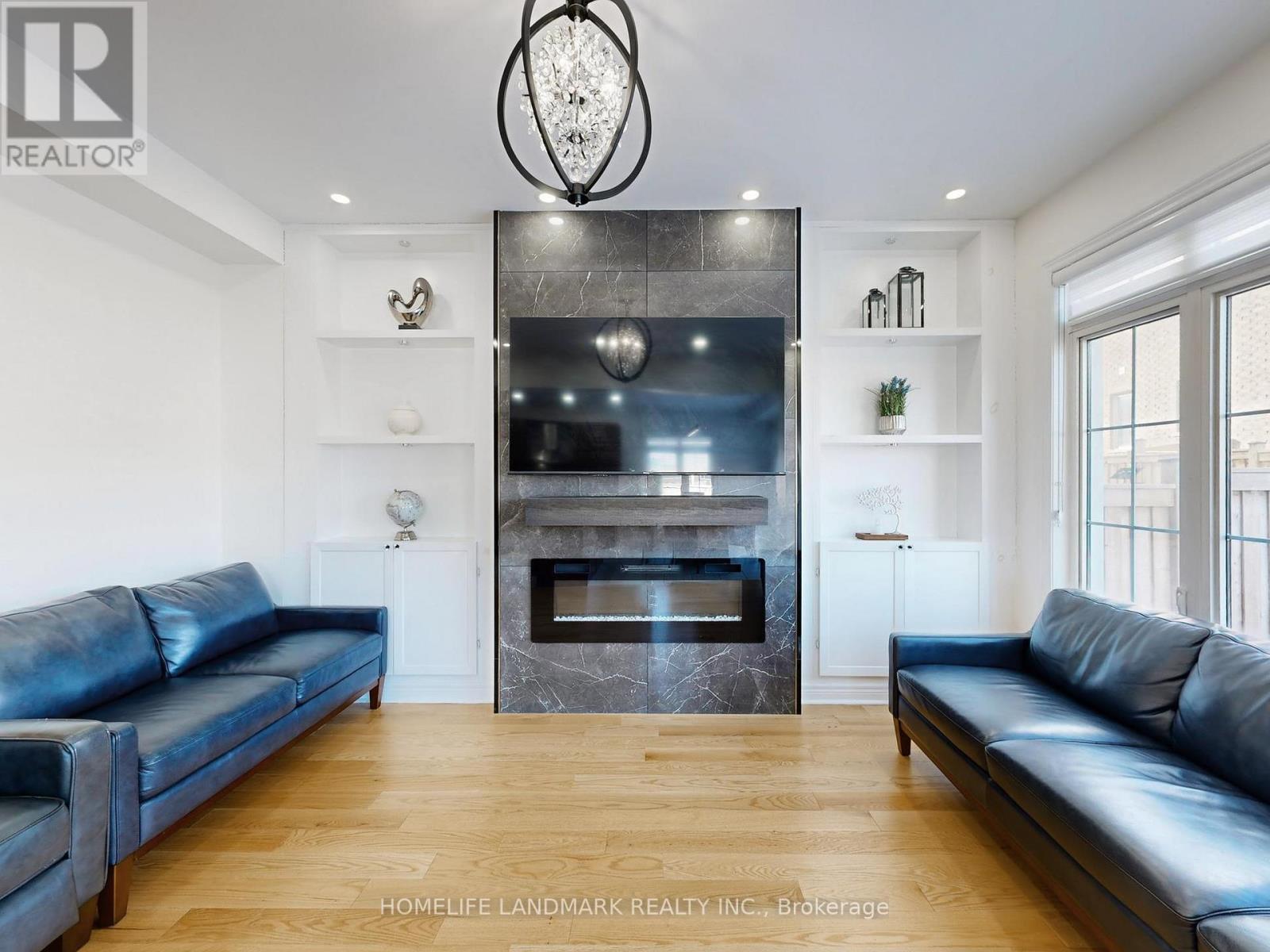 1080 Azalea Avenue, Pickering, Ontario  L1X 0G6 - Photo 9 - E12655090