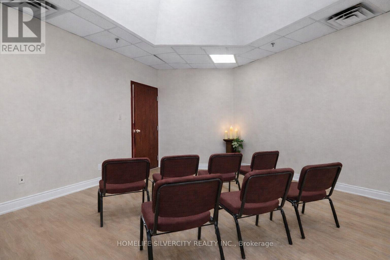 7070 Pacific Circle, Mississauga, Ontario  L5T 2A7 - Photo 20 - W12655098