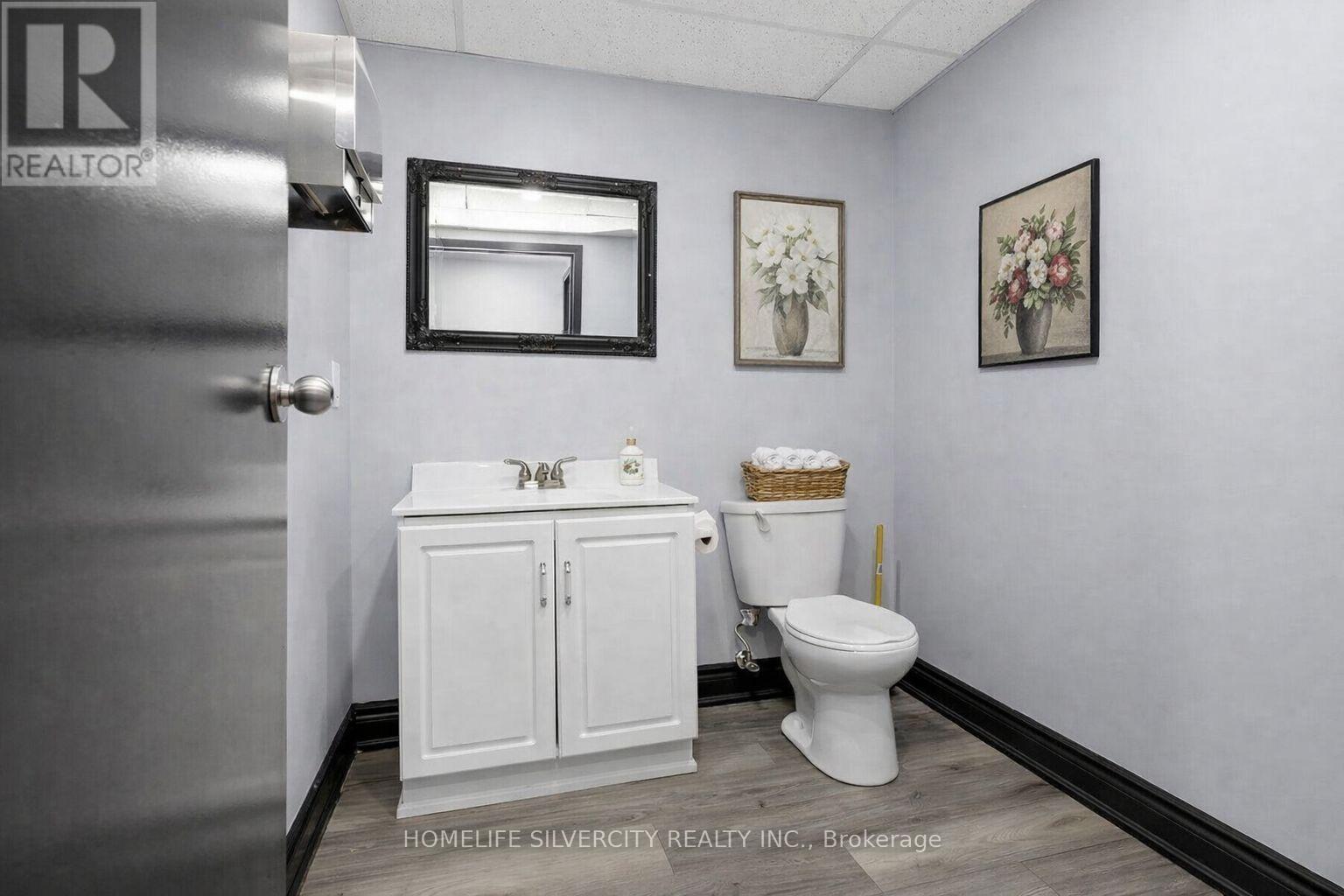 7070 Pacific Circle, Mississauga, Ontario  L5T 2A7 - Photo 27 - W12655098