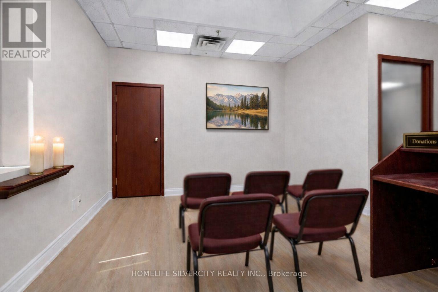 7070 Pacific Circle, Mississauga, Ontario  L5T 2A7 - Photo 8 - W12655098