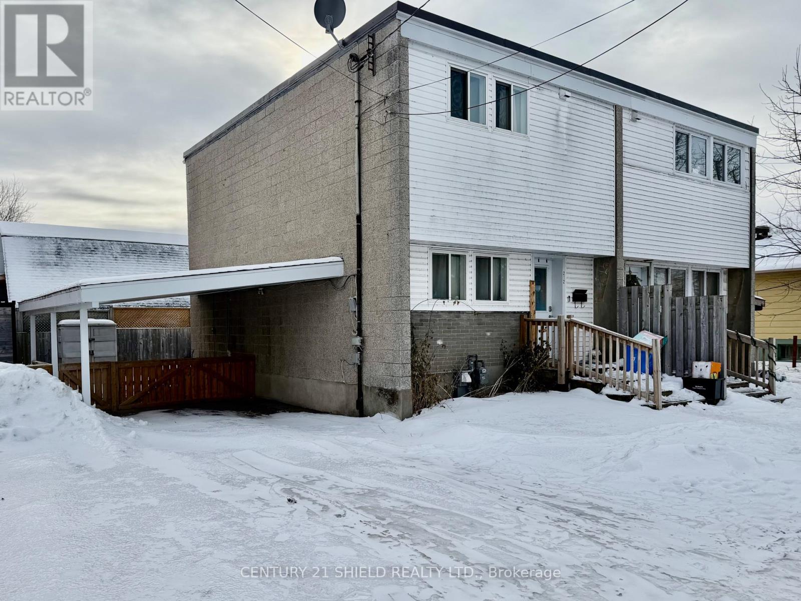 210-212 Third Street E, Cornwall, Ontario  K6H 2E2 - Photo 2 - X12545530