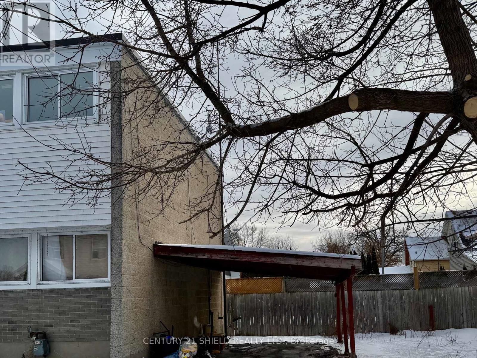 210-212 Third Street E, Cornwall, Ontario  K6H 2E2 - Photo 4 - X12545530