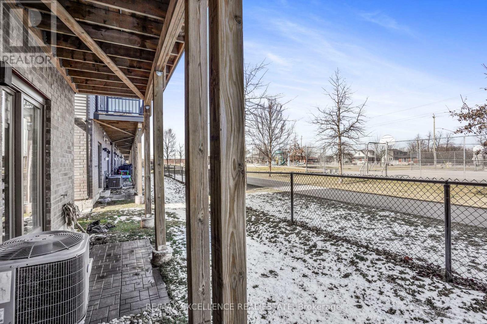 8 - 575 Woodward Ave Avenue, Hamilton, Ontario  L8H 0B3 - Photo 20 - X12655088