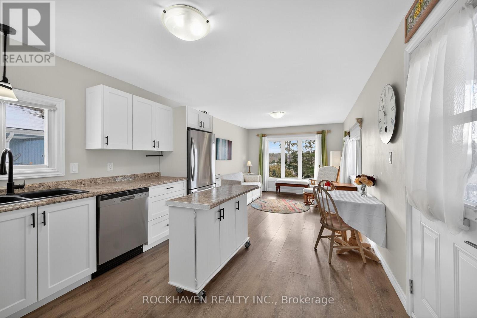 30 Hillside Cr - 1294 8th Concession Road W, Hamilton, Ontario  N0B 2J0 - Photo 5 - X12655094