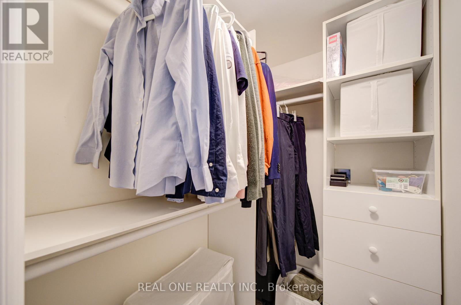 1509 - 28 Ted Rogers Way, Toronto, Ontario  M4Y 2W7 - Photo 24 - C12655108