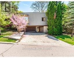 94 LAURENTIDE DRIVE, Toronto, Ontario