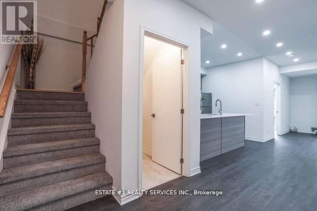 A (Bedrm 2) - 7 Falaise Road, Toronto, Ontario  M1E 3B6 - Photo 5 - E12655114