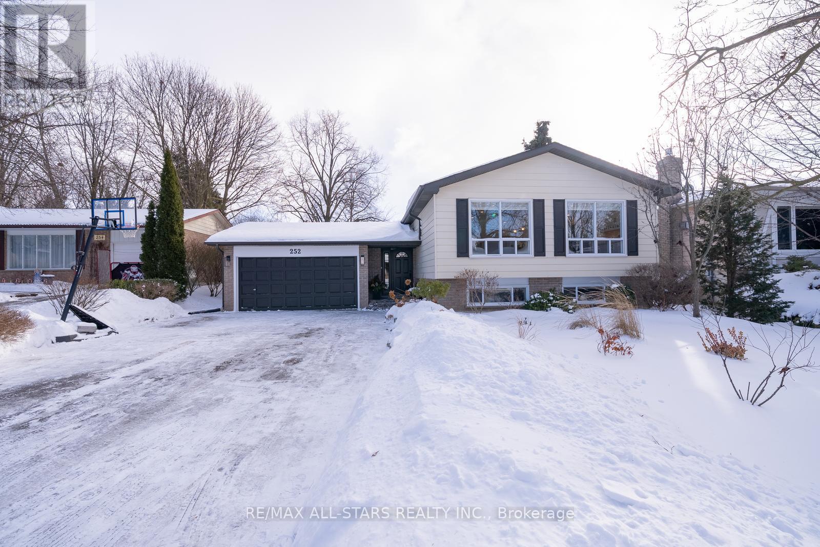 252 BLAIR ROAD, Whitchurch-Stouffville, Ontario