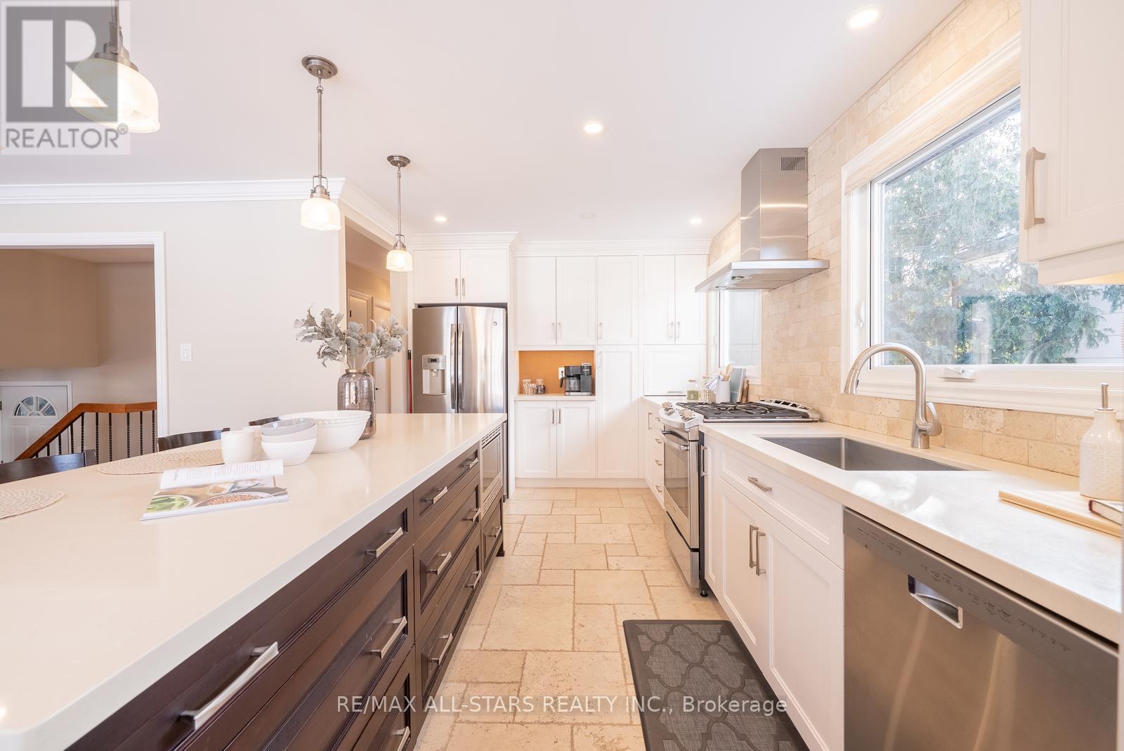 252 Blair Road, Whitchurch-Stouffville, Ontario  L4A 5Z6 - Photo 14 - N12655110